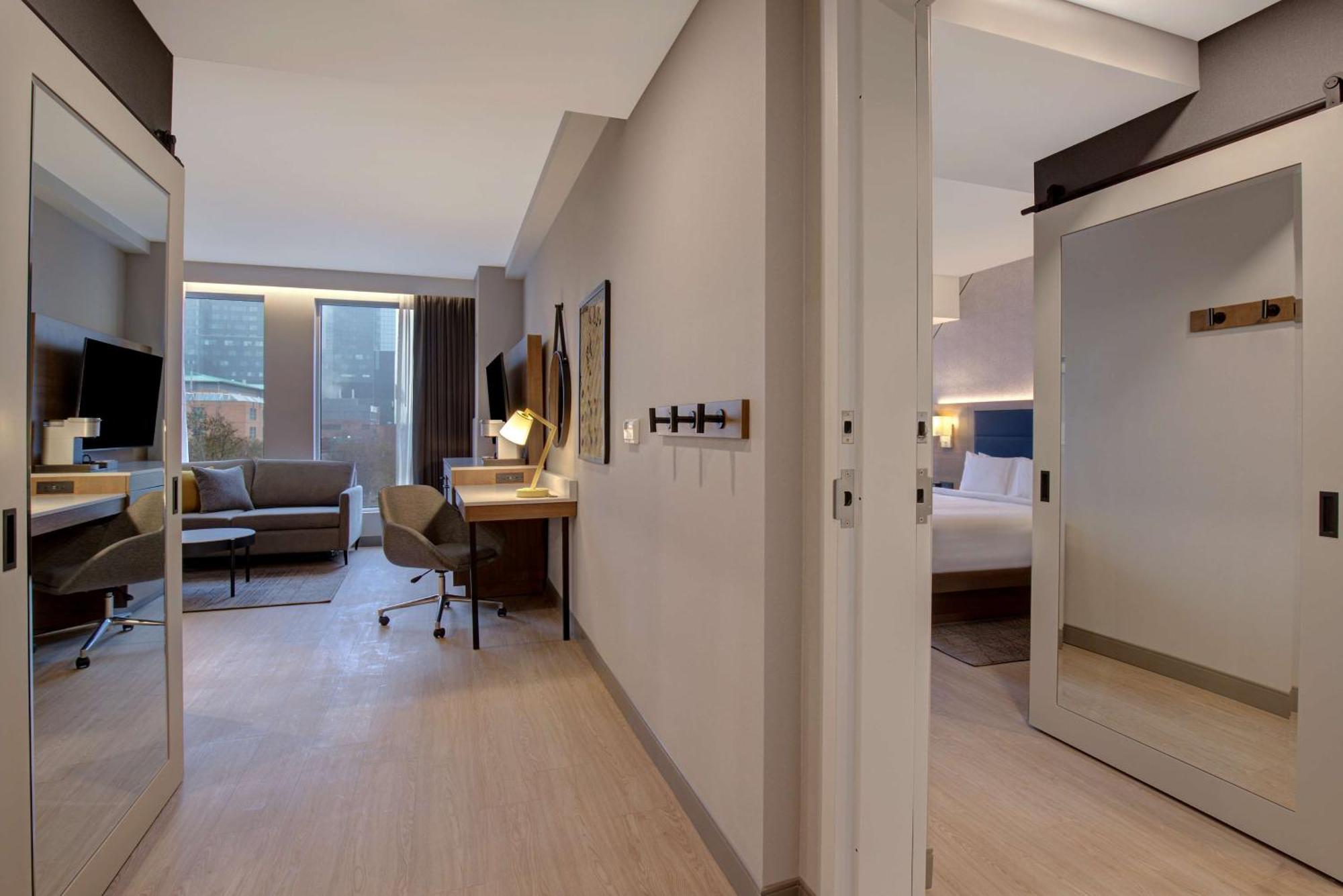 Hampton Inn Montreal Downtown, Qc Exterior foto