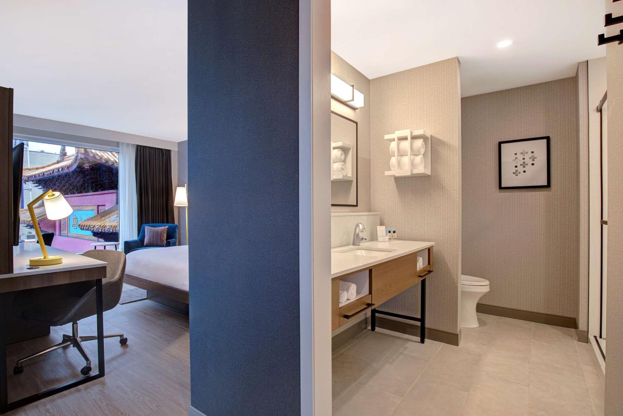 Hampton Inn Montreal Downtown, Qc Exterior foto