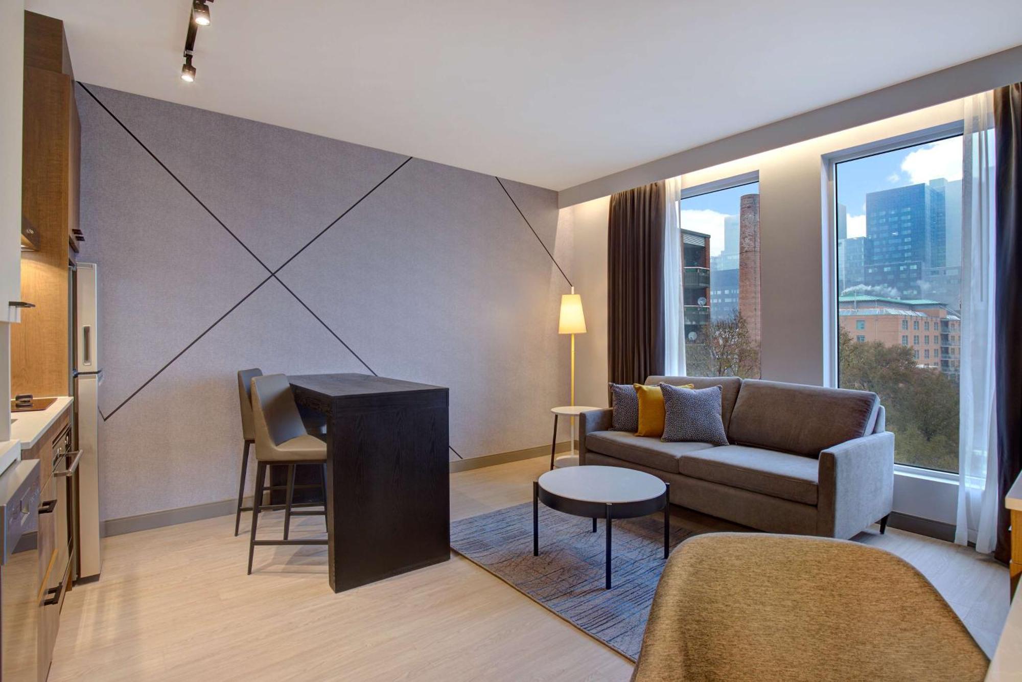 Hampton Inn Montreal Downtown, Qc Exterior foto